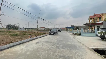 0975 897 *** bán lô đất sát biển, 90m2 full thổ cư, mt 5m, giá chỉ 1.1 tỷ tại hải hậu