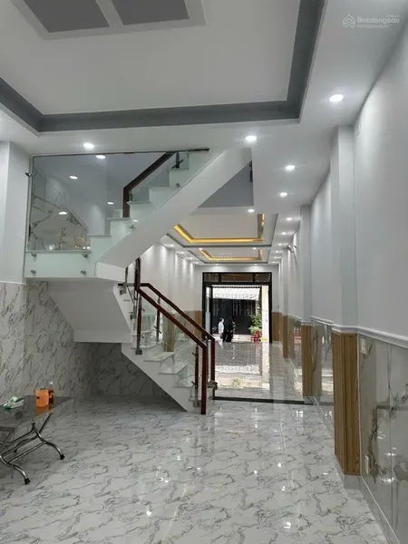 Bán nhà 2 tầng đẹp hồ văn long bình hưng hòa b dt 4x22m giá 6,85 tỷ.
