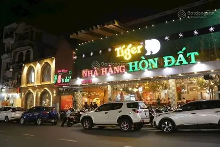 Bán nhà mặt tiền nơ trang long quận bình thạnh dt (20 x 35m) ctxd 2 hầm 10l giá chỉ 75 tỷ