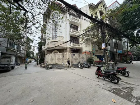 Nhà 5t lô góc 3 mặt tiền đều ôtô tránh cách mp thái hà chùa bộc 1 nhà kd sầm uất như phố