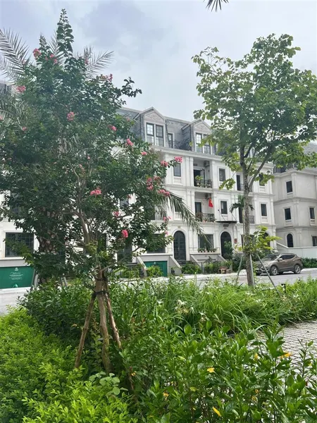 Bán liền kề vườn hoa jade square. căn rẻ nhất vùng, 0973 032 ***