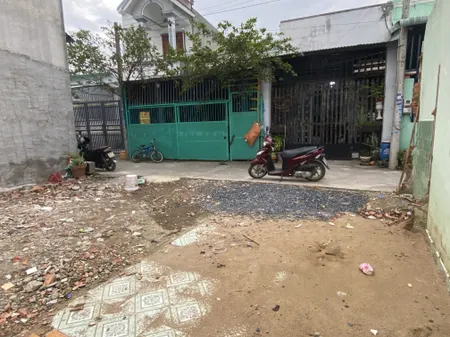 Bán Đất  Ngộp  Giá Tốt Nhất Khu Vực. Thổ Cư, Xây Dựng Tự Do. Chỉ 1Tỷ 450tr