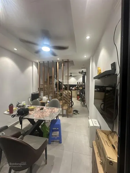Bán nhà riêng tại tân khai, 5,3 tỷ, 30m2, 2pn, 3wc, giá siêu hời