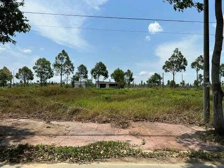 Bán đất 125.1m² ngang 5m giá 1.37 tỷ Phường Phú Lợi