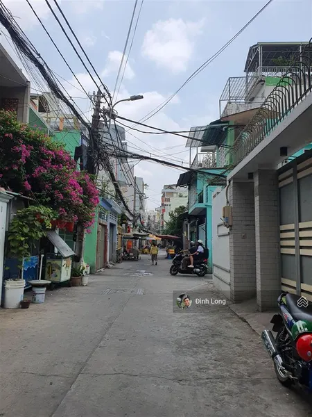 Hxh 1 sẹc cmt8 q.10, dtcn 44m2 ,3 tầng, ô tô vào tận nơi.