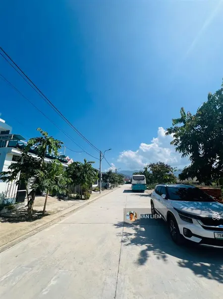 Bán tái định cư diên lạc, ngay sát bên đường d6 đường rộng 13 mét, đất ngang 7 mét