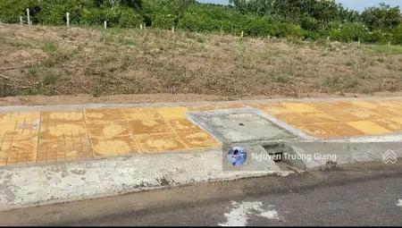 Cần ra đi gấp đất đẹp 2 tỷ 3 tố hữu, phước hải, gần coop mart nha trang, khánh hoà. dt 120m2. shr.