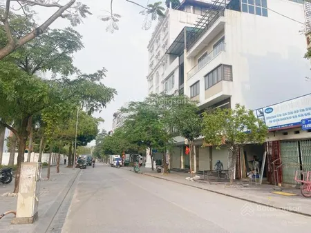 Nhỉnh 9 tỷ, 50m2 đất lô góc, phân lô vỉa hè xóm lò thanh am