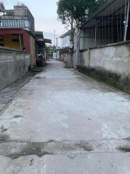 Chính chủ gửi bán lô đất hơn 700m2 ont tại chi lăng. quế võ bắc ninh