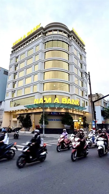 Bán nhà nguyễn trãi, quận 1. siêu mặt tiền ngang 10m x 18m (180m2). xd 1 hầm + 5 lầu. giá 55 tỷ