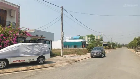 Bán lô góc ngã tư view công viên tdc ven biển duy hải ngay khu nghỉ dưỡng hoiana