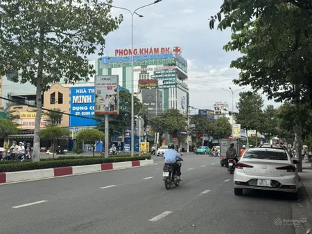 Bán toà nhà 5 tầng mặt tiền đường đồng khởi biên hoà đồng nai