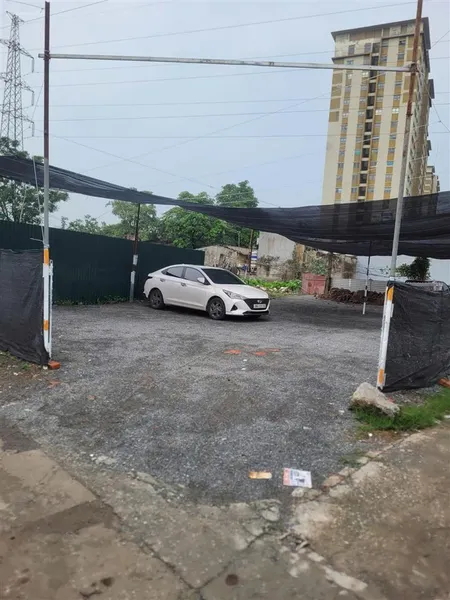 34m2 đất mặt tiền 5m tỷ. 10m ra ô tô sổ vuông. ngõ nhà nước, thông các ngả. gủi xe cách 20m