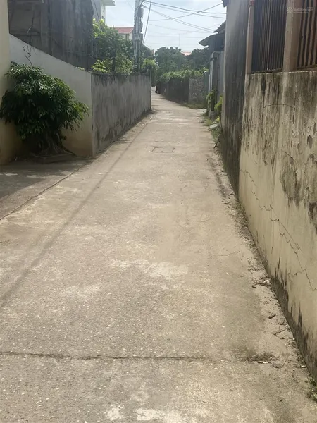 Siêu phẩm xã chương dương đg thông oto 7 chỗ tránh xe máy dt 58m2 mt 4m hậu 4.75m nở hậu siêu phong