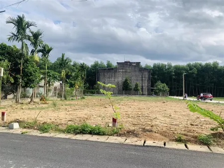 Đất nền hoà vang mặt tiền đường nhựa 10.5m giá chỉ 9xx triệu/lô