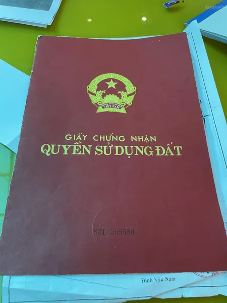 Bán đất tân nghĩa, di linh