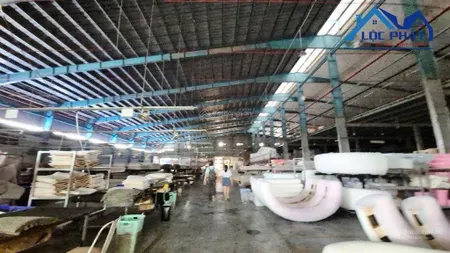 Bán nhà xưởng giá rẻ 12000m2 chỉ 90 tỷ. biên hòa đồng nai, 0375 854 ***
