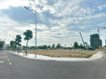 ĐẤT NỀN LÔ GÓC 2 MẶT TIỀN ĐẸP, CẠNH ĐƯỜNG TRẦN PHÚ NAM KHÁNH HÒA