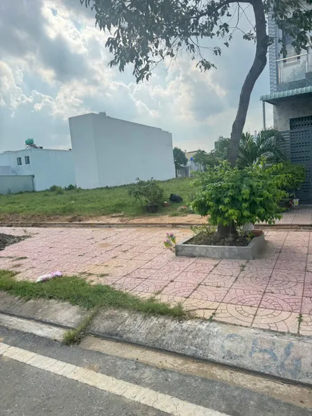 CHÍNH CHỦ BÁN ĐẤT PHƯỜNG 4, TRUNG TÂM TP. TÂN AN – 100M² – GIÁ 1 TỶ 250 – SHR 📌