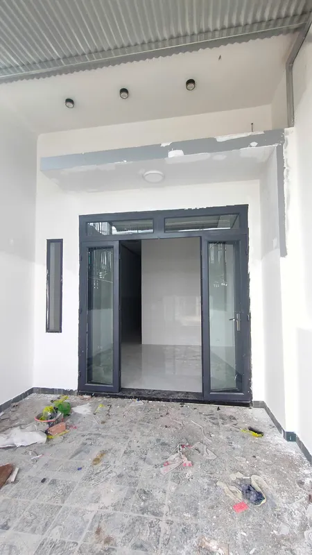 Hạ giá 200 triệu, bán nhà sổ riêng thổ cư, gần cầu Bạch Đằng, Tân Uyên, Bình Dương