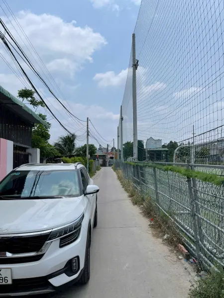 Nhà trệt lững Phú Hoà (phường Phú Lợi-TP.HCM) đường oto gần trường cấp 2 Phú Hoà dân kín