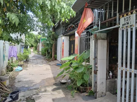 Nhà cấp 4 Phú Hoà (phường Phú Lợi-TP.HCM) đường oto 4 chỗ vị trí đẹp dân đông gần trường cấp 2 Phú Hòa