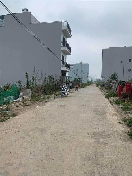 Gia đình cần bán 50m260m2100m2 đất dịch vụ (đất ở lâu dài)vị trí đẹp xã lại yên, hoài đức, hà nội