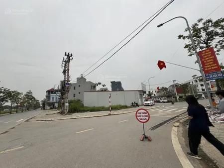 Bán đất ngay vin tàm xá 64m2 lô góc 2 mặt thoáng