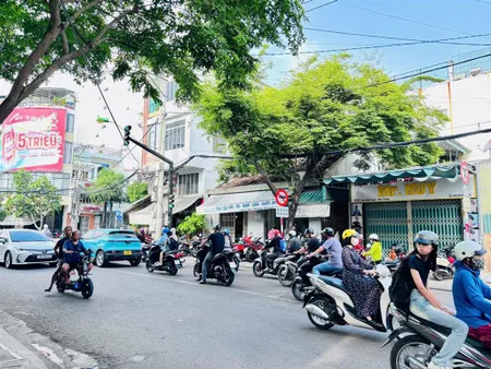 Bán đất mặt đường trần nhật duật, nha trang ngang 7.2m giá rẻ. 0977 681 ***