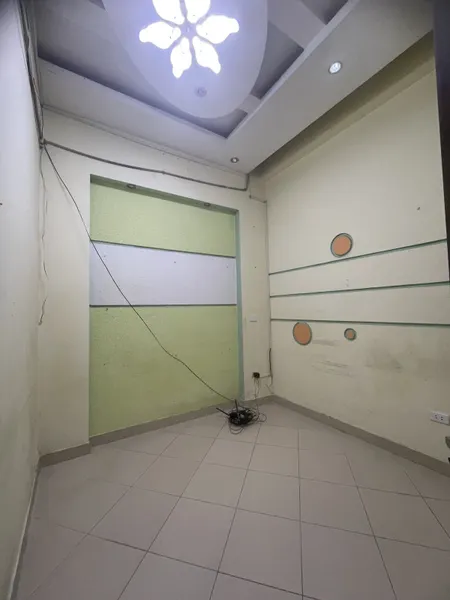 Bán nhà Trung Kính (CG) 40/46m T2, 5 tầng, mt 4.2m, giá 15.7 tỷ