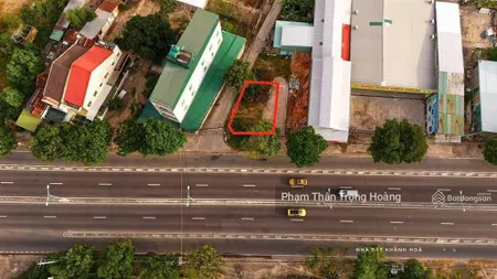 Bán đất lô góc 136.2m2, mặt tiền nguyễn tất thành, nha trang đường 35m, 5 tỷ