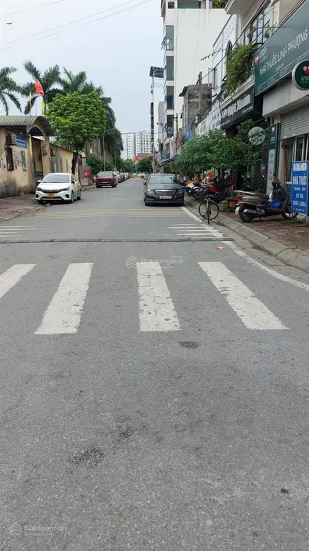 Bán đất phố tân thụy, 100m2 mt5m 20 tỷ hơn, ô tô, ngõ thông, gần phố nguyễn lam