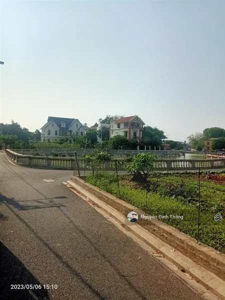 Bán 150m2 xóm 6 đông dư gia lâm , ô tô thông gần hồ điều hoà siêu đẹp