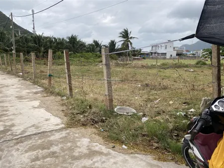 Đất ninh vân ngay trung tâm xã