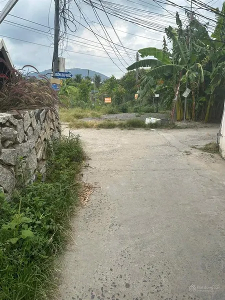 Bán đất đẹp đường ô tô, ngay cạnh nhà hàng dream house, vĩnh châu vĩnh hiệp, nha trang