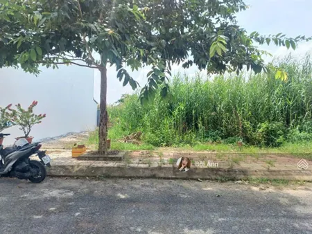 Kẹt tiền bán đất mtđ nguyễn huệ, p. 1, ngã năm, sóc trăng.500tr/120m2/shr. ngay trung tâm y tế