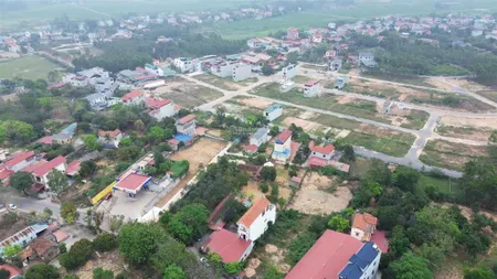 Bán góc tại chợ tình phường xuân hoà 102m2, mặt tiền 6m dài 17m đẹp, giá rẻ nhất tt.