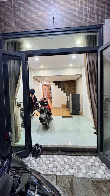 CẦN BÁN NHÀ TRUNG TÂM THANH KHÊ GẦN SÂN BAY THUẬN TIỆN ĐI LẠI