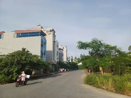 Bán 89m2 đất chu mẫu 2. Lô áp góc nhìn vườn hoa. Phường nam sơn bắc ninh
