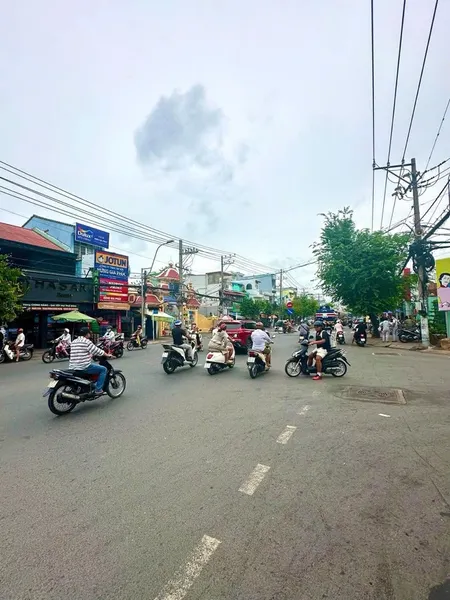 Bán nhà 2 TẦNG mặt tiền Huỳnh Tấn phát  Nhà Bè