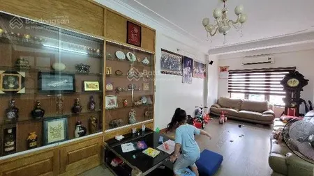 Bán nhà giáp nhất 2 mặt tiền 7 tầng thang máy kd 32 tỷ