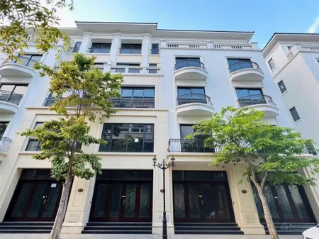 Bán gấp san hô diện tích 70m, mặt tiền 5m hướng đông nam vị trí đẹp gần biển giá chỉ 10,5tỷ bp