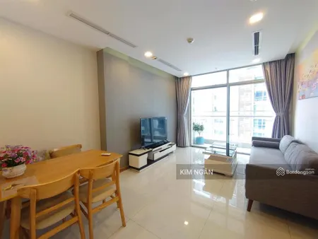 Chủ cần bán gấp trong tháng căn hộ tân phước quận 11 dt 76,6m2 tầng trung giá 1 tỷ 740 triệu.