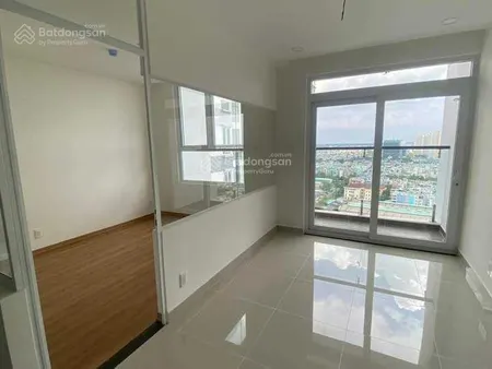 Bán gấp căn hộ 2pn 1wc giá 2,190 tỷ bao gồm các chi phí. tầng đẹp view thoáng 0907 174 ***