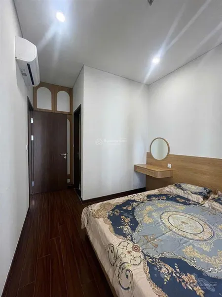 Cần tiền bán gấp căn 65m2 đã full ntđẹp, giá chỉ 3.9x tỷ tòa m1 masteri vinhomes ocean park gia lâm