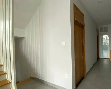 Bán nhanh căn nhà 4 phòng ngủ ' sân thượng ' 3 lầu hẻm hơi 7m