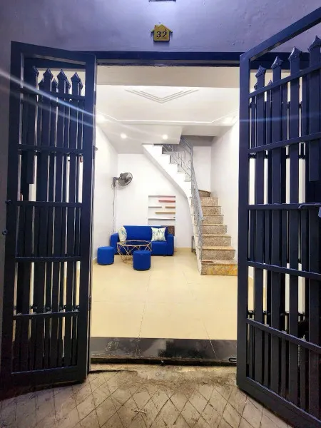 Bán nhà 25.3m² ngang 3m giá 3.7 tỷ Phường Bạch Mai