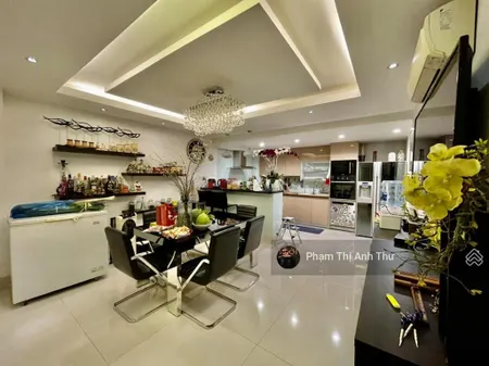 Ở ngay villa đẹp nhất nhì nam kỳ khởi nghĩa ngang 10.4m, 5 tầng, 6pn nội thất xịn. giá 22.99 tỷ tl