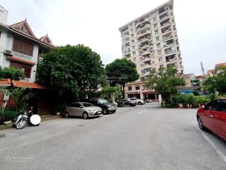 Bán biệt thự sân vườn trung tâm ba đình view công viên 3 mặt thoáng 141 m2 hơn 40 tỷ