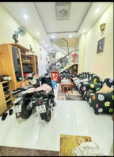 Bán nhà hồ văn long hẻm thông 6m, nhà 4 tầng giá chỉ 5ty500